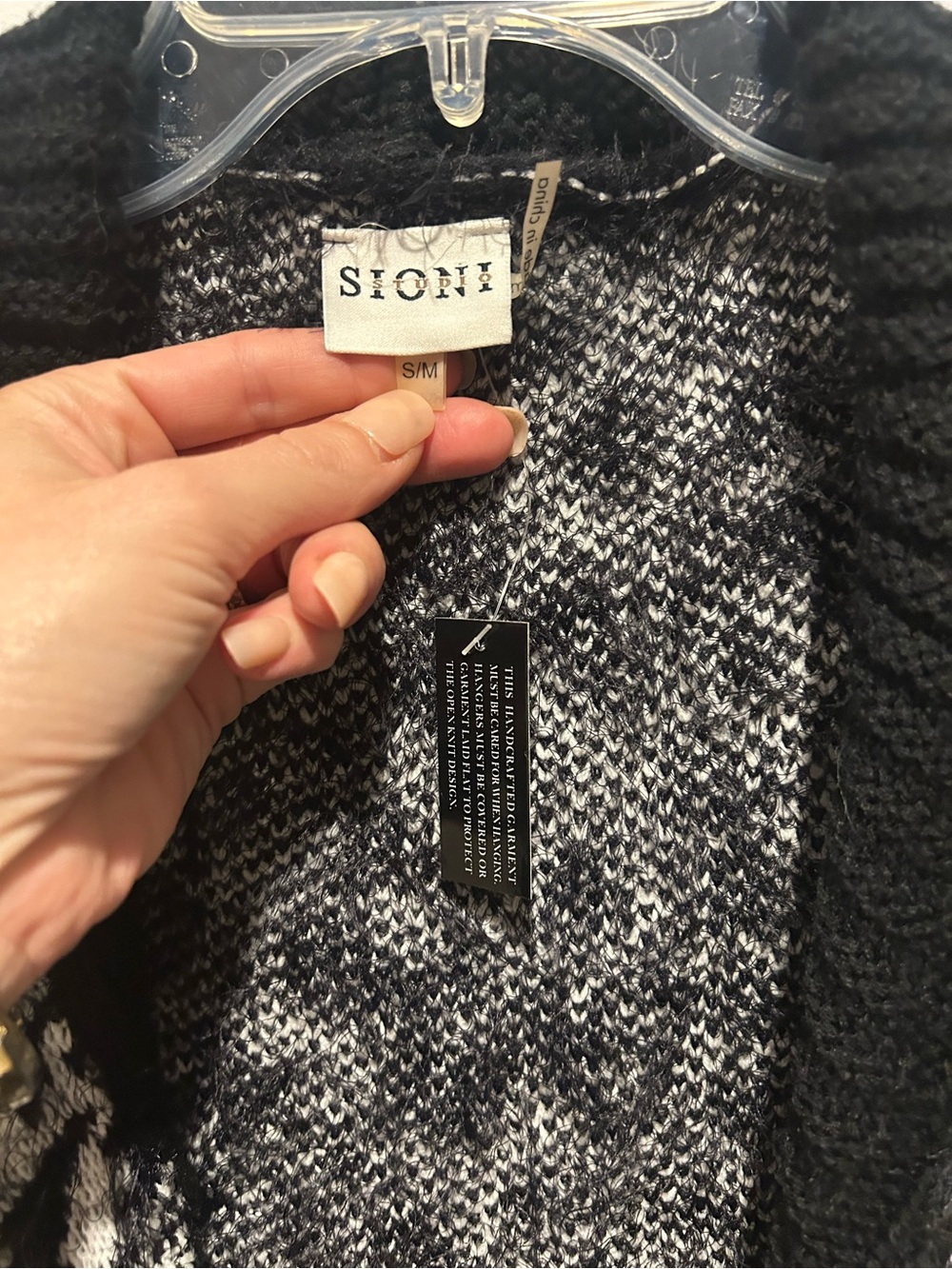 Sioni Black & White Fringe Knit Cape Cardigan - Picture 2 of 3